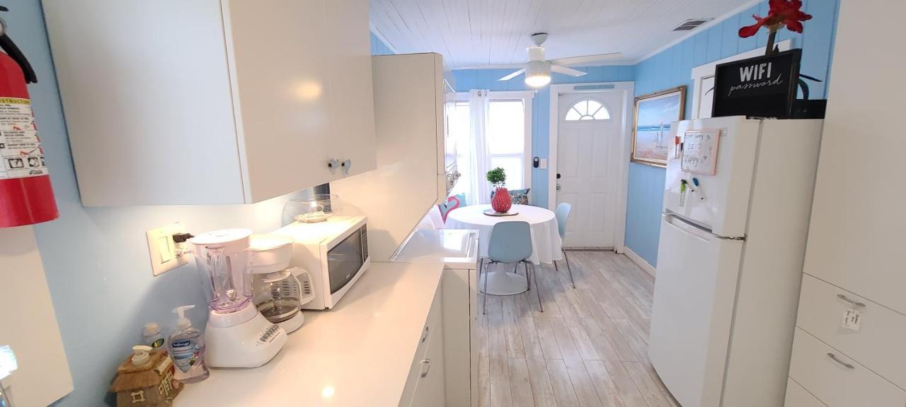 Lake Worth Beach Paradise Cove Cottage 2-1Bedroom Exterior foto